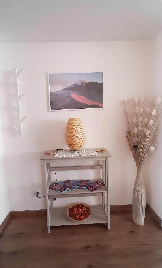 אצ'י קסטלו La Petite Maison מראה חיצוני תמונה